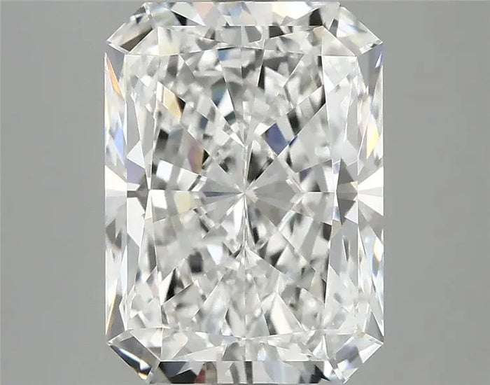 4.04 Carat · RADIANT · F · VVS2 · IGI · Excellent Cut