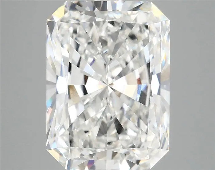 6.09 Carat · RADIANT · E · VVS2 · IGI · Excellent Cut