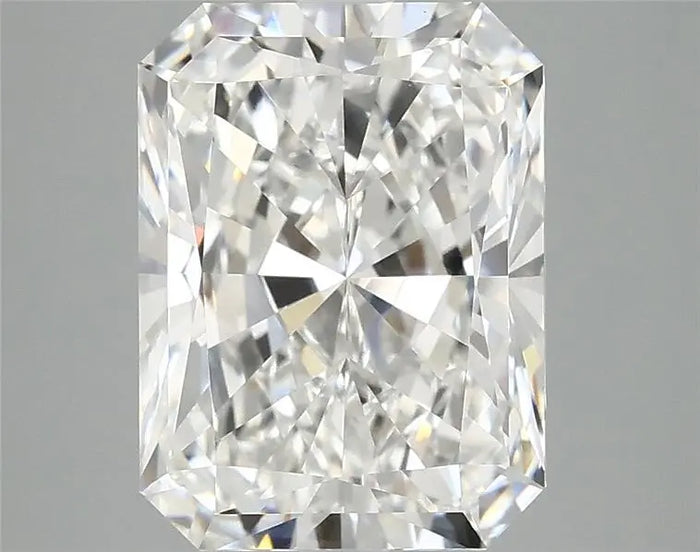 4.05 Carat · RADIANT · E · VVS2 · IGI · Excellent Cut