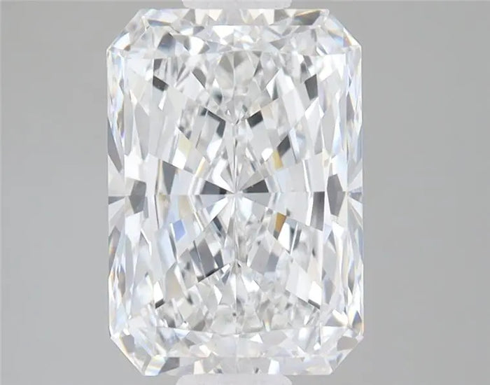 2.84 Carat · RADIANT · E · VVS2 · IGI · Excellent Cut