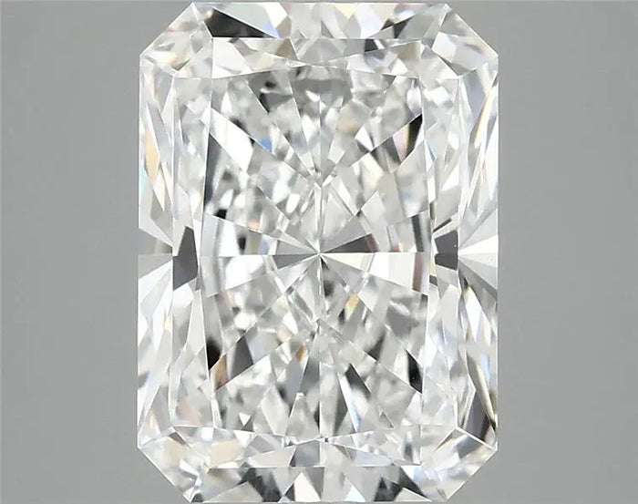 4.06 Carat · RADIANT · E · VVS2 · IGI · Excellent Cut