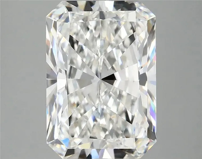 4.06 Carat · RADIANT · E · VVS2 · IGI · Excellent Cut
