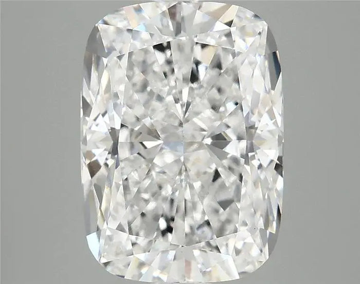 3.90 Carat · CUSHION · E · VS1 · IGI · Excellent Cut