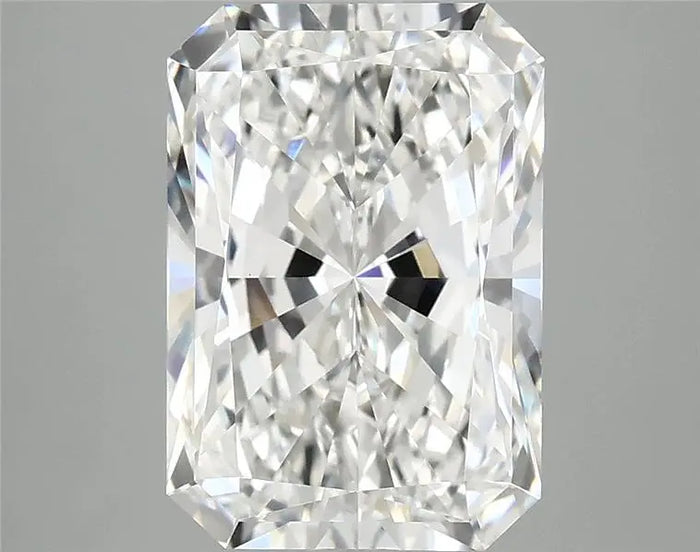 3.95 Carat · RADIANT · E · VVS2 · IGI · Excellent Cut