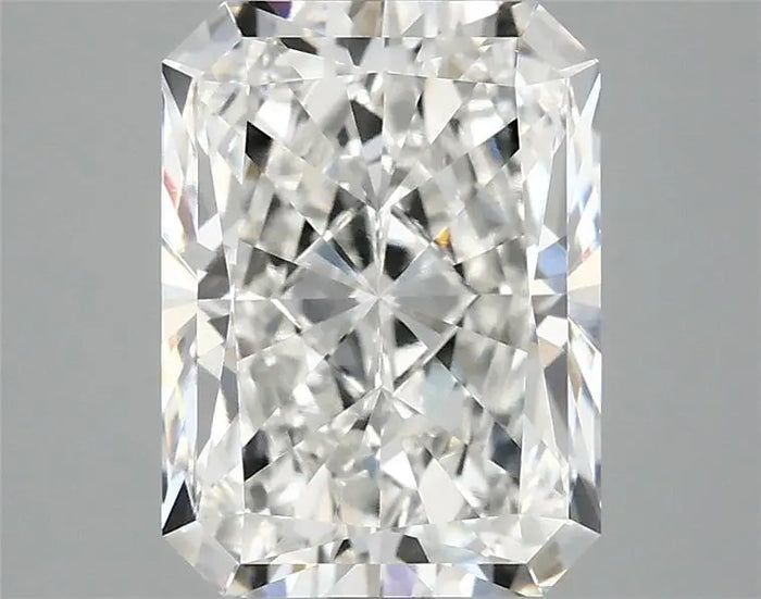 3.03 Carat · RADIANT · F · VVS2 · IGI · Excellent Cut