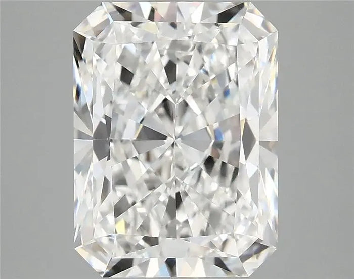 4.09 Carat · RADIANT · E · VVS2 · IGI · Excellent Cut