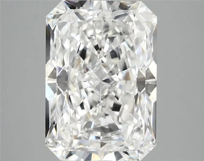 3.88 Carat · RADIANT · E · VVS2 · IGI · Excellent Cut