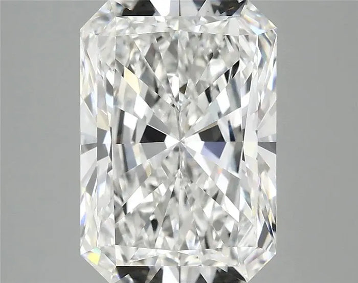 3.85 Carat · RADIANT · E · VVS2 · IGI · Excellent Cut