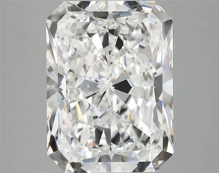 4.19 Carat · RADIANT · D · VVS2 · IGI · Excellent Cut