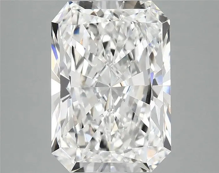 3.90 Carat · RADIANT · E · VVS2 · IGI · Excellent Cut