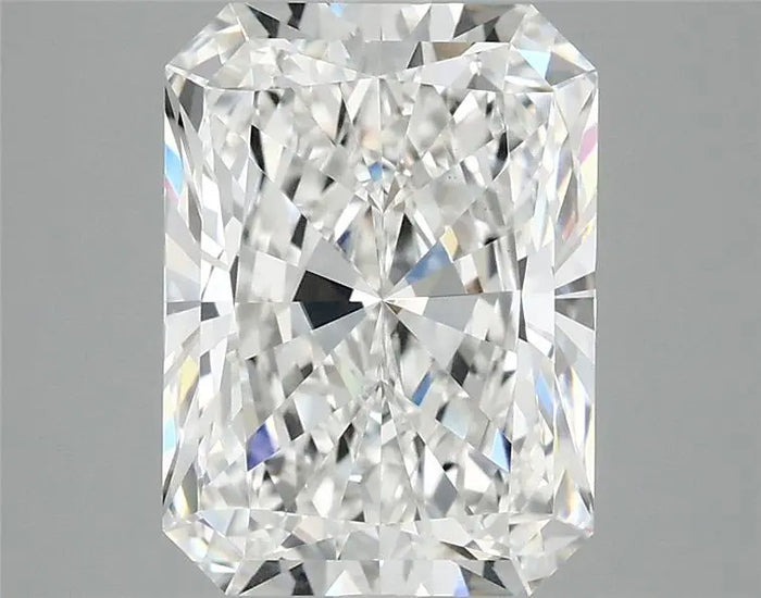 4.04 Carat · RADIANT · E · VVS2 · IGI · Excellent Cut
