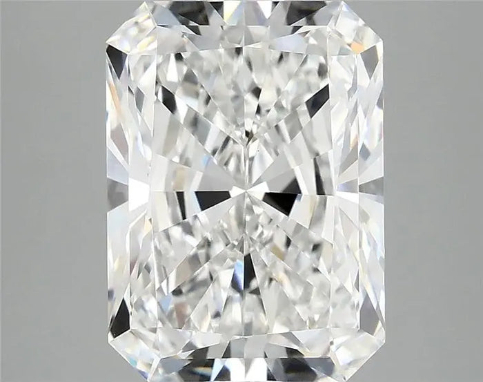 4.30 Carat · RADIANT · E · VVS2 · IGI · Excellent Cut
