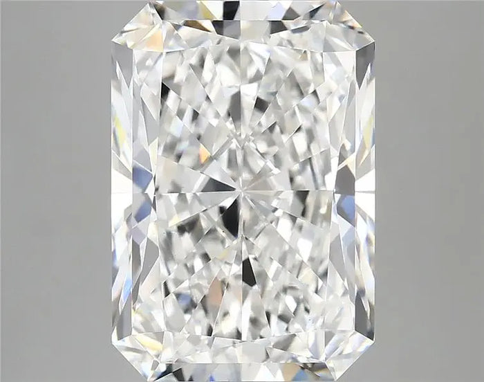 5.90 Carat · RADIANT · E · VVS2 · IGI · Excellent Cut