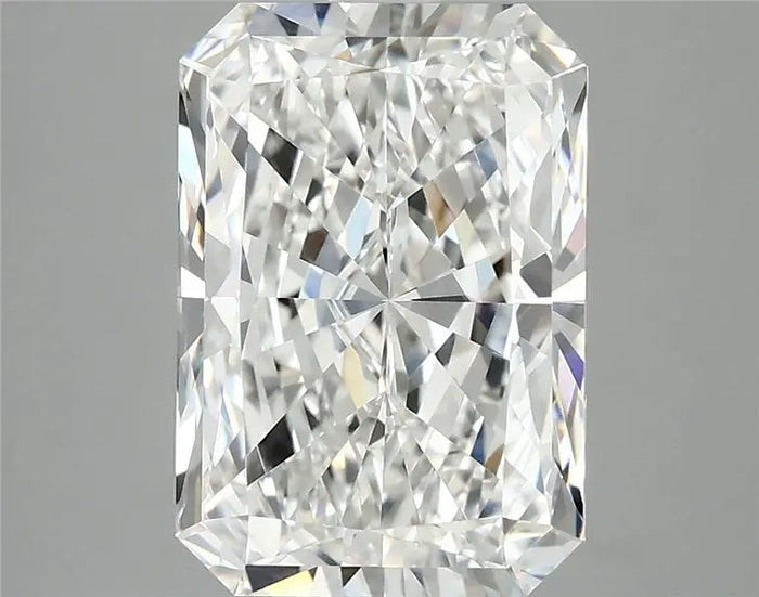 3.89 Carat · RADIANT · E · VVS2 · IGI · Excellent Cut