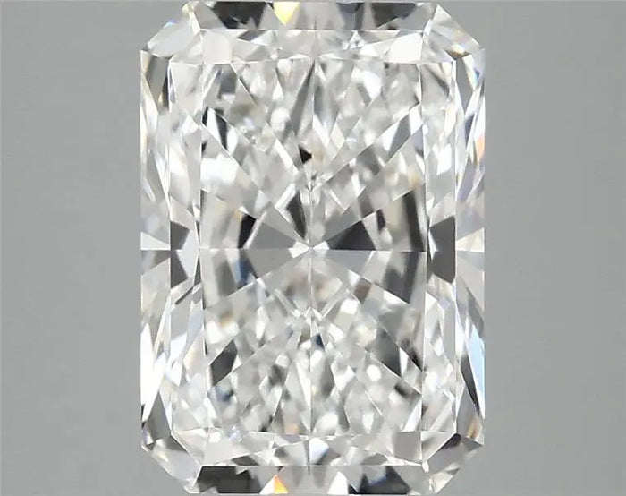 3.08 Carat · RADIANT · E · VVS2 · IGI · Excellent Cut