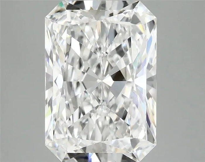 4.09 Carat · RADIANT · E · VVS2 · IGI · Excellent Cut