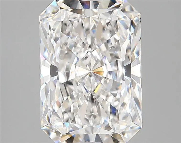 4.02 Carat · RADIANT · E · VVS2 · IGI · Excellent Cut