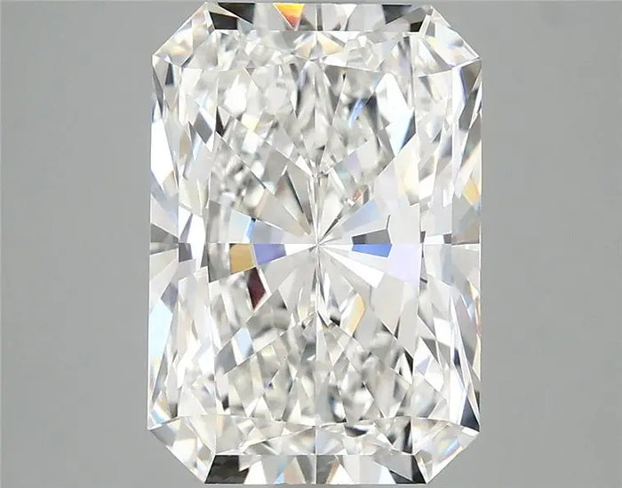 3.91 Carat · RADIANT · E · VVS2 · IGI · Excellent Cut