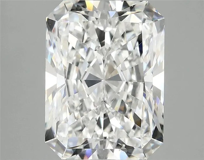 4.07 Carat · RADIANT · D · VVS2 · IGI · Excellent Cut