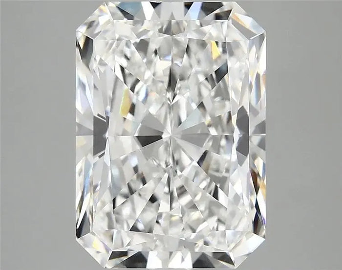 4.06 Carat · RADIANT · D · VVS2 · IGI · Excellent Cut