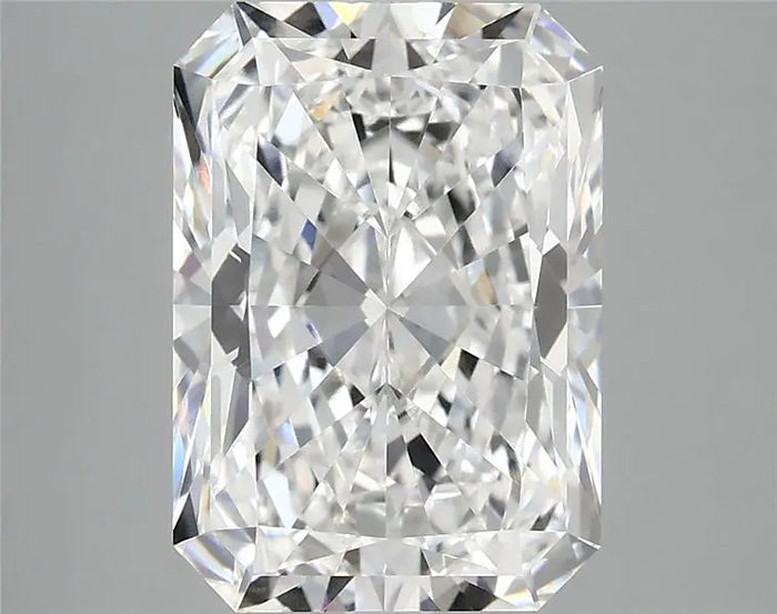 4.12 Carat · RADIANT · D · VVS2 · IGI · Excellent Cut