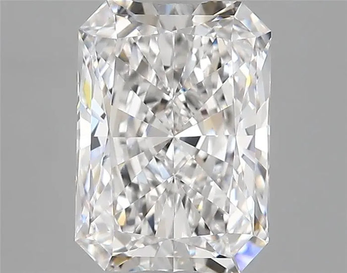 2.80 Carat · RADIANT · E · FL · IGI · Excellent Cut