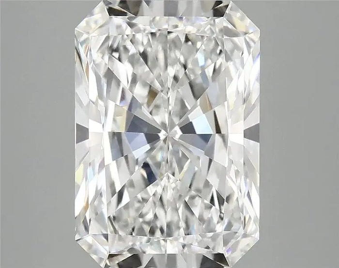 3.94 Carat · RADIANT · E · VVS2 · IGI · Excellent Cut