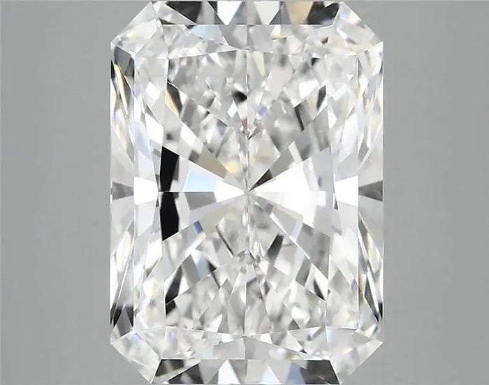 4.09 Carat · RADIANT · E · VVS2 · IGI · Excellent Cut