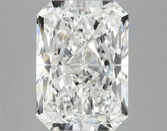 3.94 Carat · RADIANT · E · VVS2 · IGI · Excellent Cut