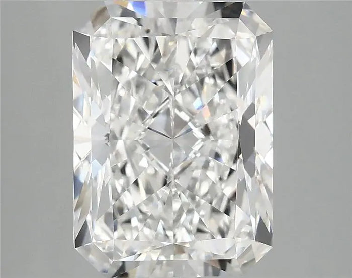 4.17 Carat · RADIANT · E · VVS2 · IGI · Excellent Cut