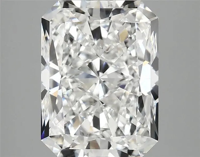 3.90 Carat · RADIANT · E · VVS2 · IGI · Excellent Cut