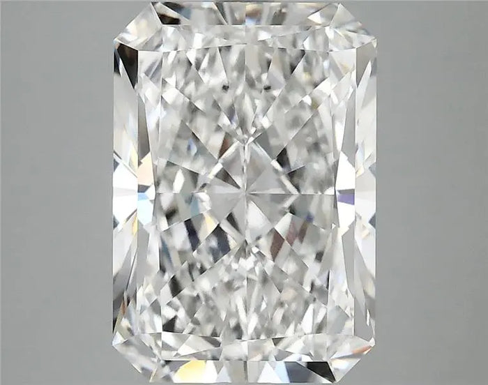 4.76 Carat · RADIANT · E · VVS2 · IGI · Excellent Cut
