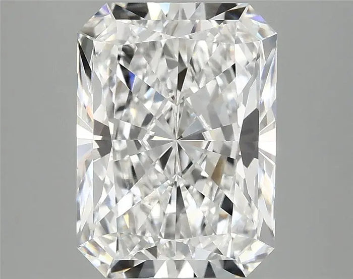 4.09 Carat · RADIANT · E · VVS2 · IGI · Excellent Cut