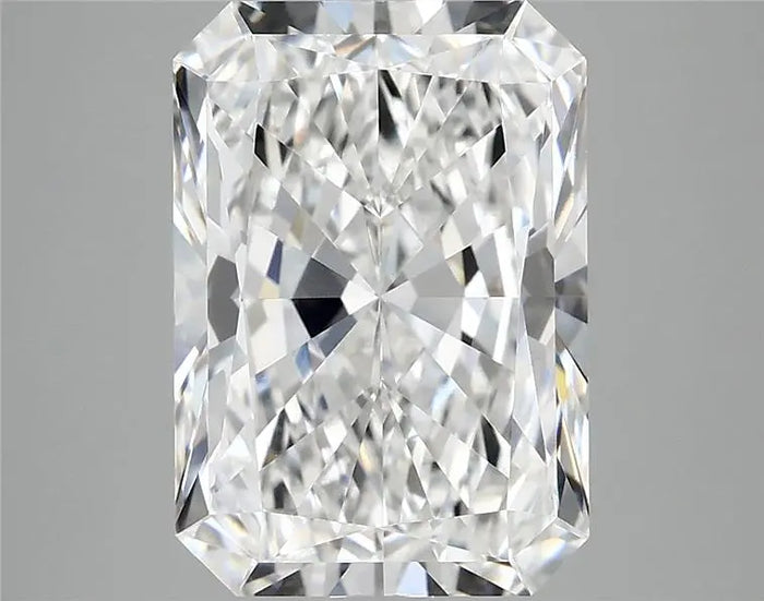 4.09 Carat · RADIANT · E · VVS2 · IGI · Excellent Cut