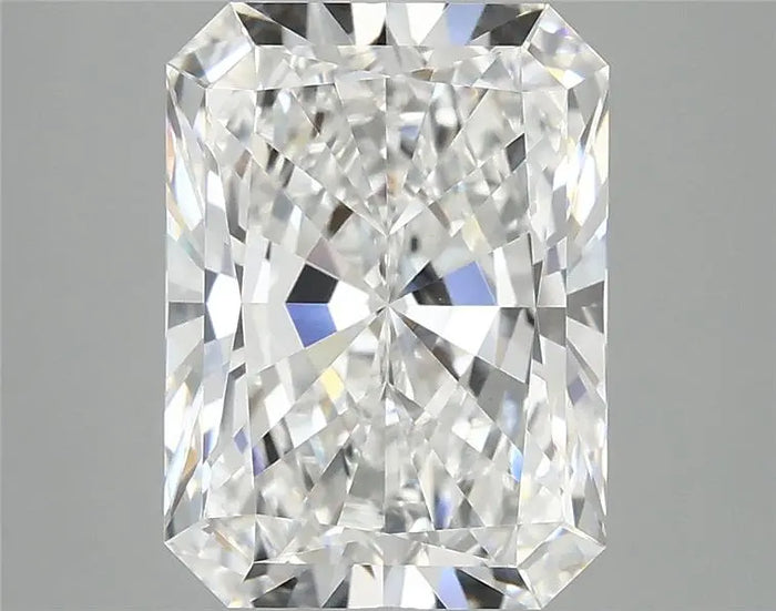 4.09 Carat · RADIANT · E · VVS2 · IGI · Excellent Cut
