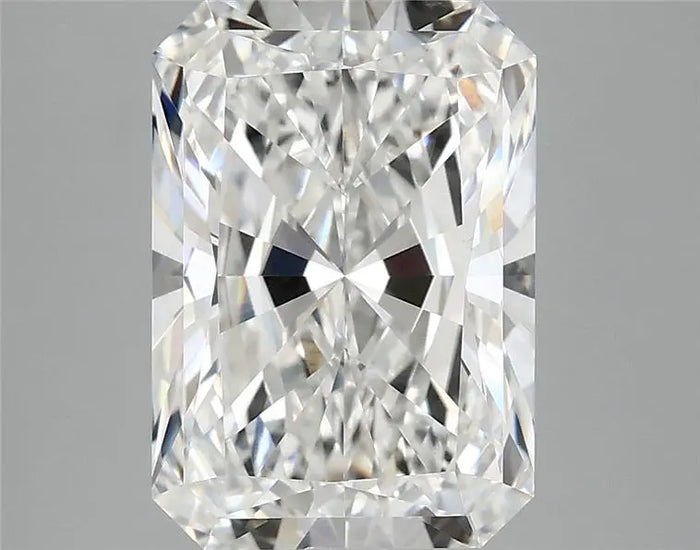 4.05 Carat · RADIANT · E · VVS2 · IGI · Excellent Cut