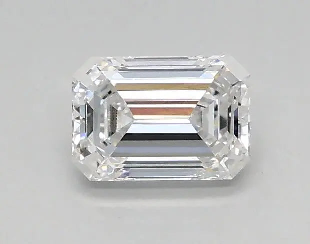 0.38 Carat · EMERALD · D · VVS2 · IGI · Excellent Cut