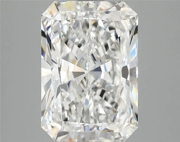 3.84 Carat · RADIANT · E · VVS2 · IGI · Excellent Cut