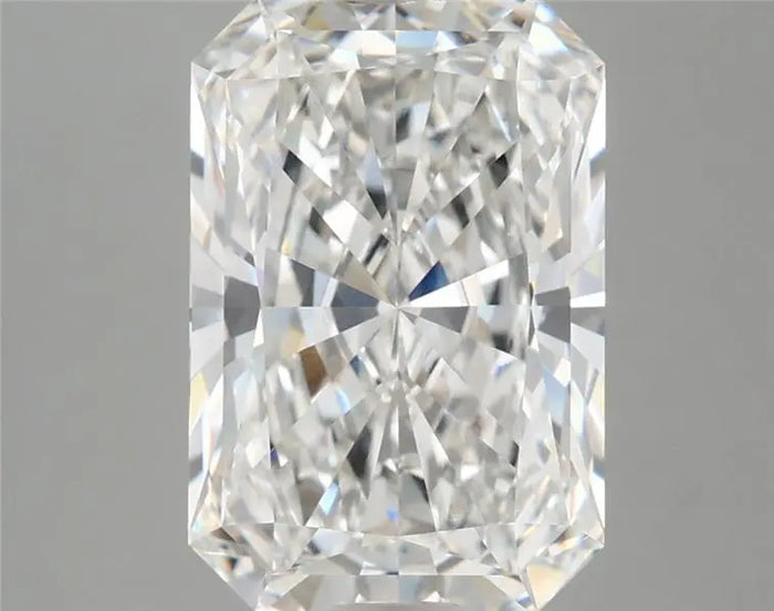 4.35 Carat · RADIANT · F · VVS2 · IGI · Excellent Cut