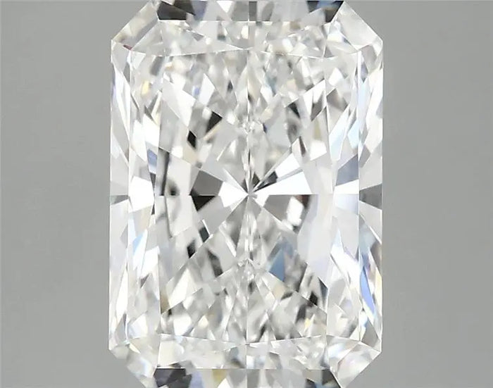 3.09 Carat · RADIANT · E · VVS2 · IGI · Excellent Cut