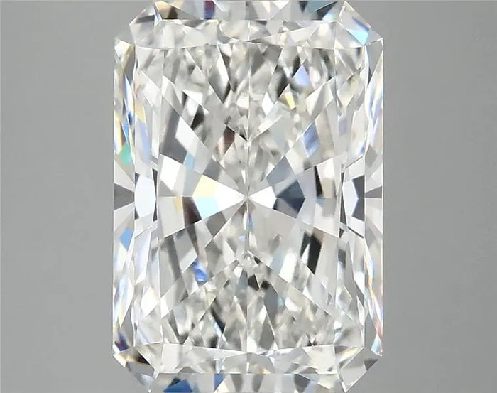 4.06 Carat · RADIANT · E · VVS2 · IGI · Excellent Cut