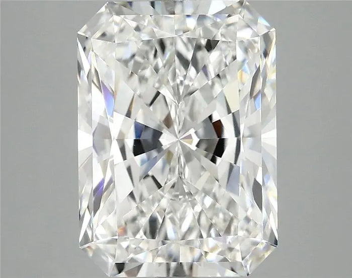 4.89 Carat · RADIANT · E · VVS2 · IGI · Excellent Cut