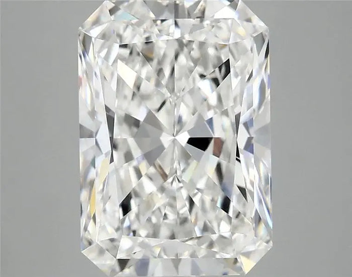 4.04 Carat · RADIANT · E · VVS2 · IGI · Excellent Cut