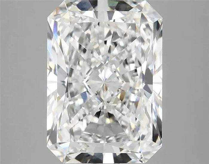 4.09 Carat · RADIANT · D · VVS2 · IGI · Excellent Cut