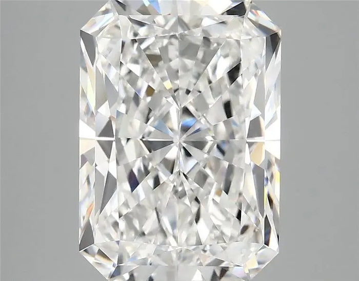 3.85 Carat · RADIANT · E · VVS2 · IGI · Excellent Cut