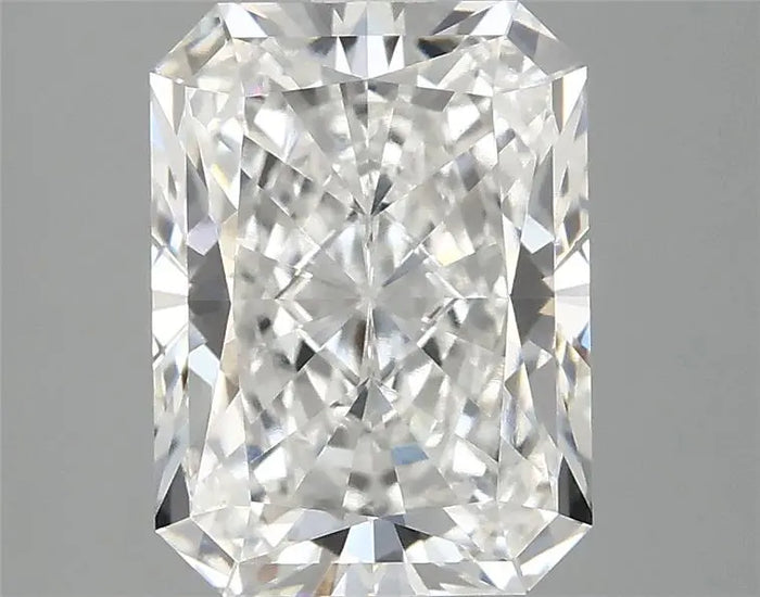 3.07 Carat · RADIANT · F · VVS2 · IGI · Excellent Cut