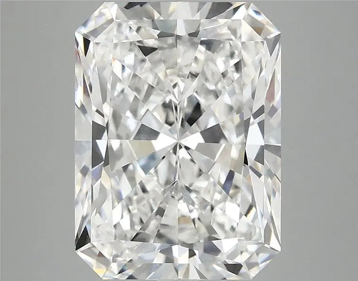 4.90 Carat · RADIANT · E · VVS2 · IGI · Excellent Cut