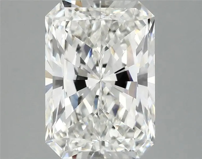 3.91 Carat · RADIANT · F · VVS2 · IGI · Excellent Cut