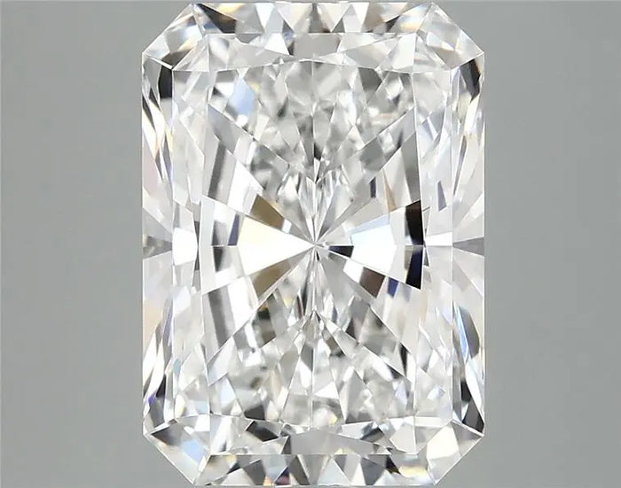 4.09 Carat · RADIANT · D · VVS2 · IGI · Excellent Cut