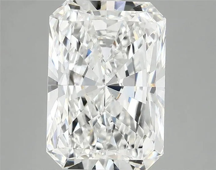 4.06 Carat · RADIANT · E · VVS2 · IGI · Excellent Cut